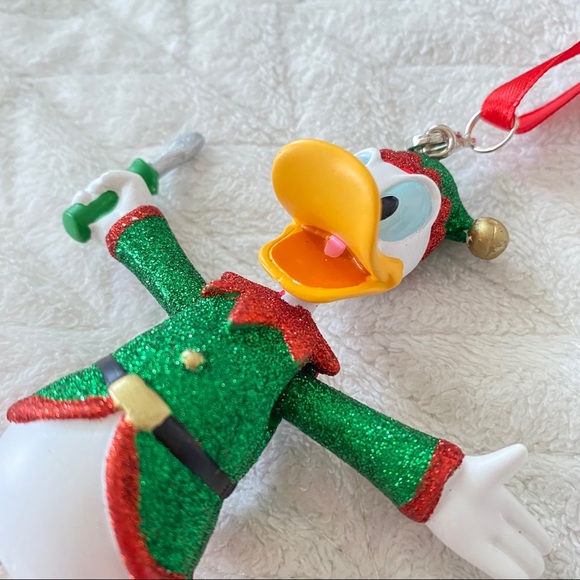Donald Duck Christmas Ornament Articulated Figural - Picture 6 of 8